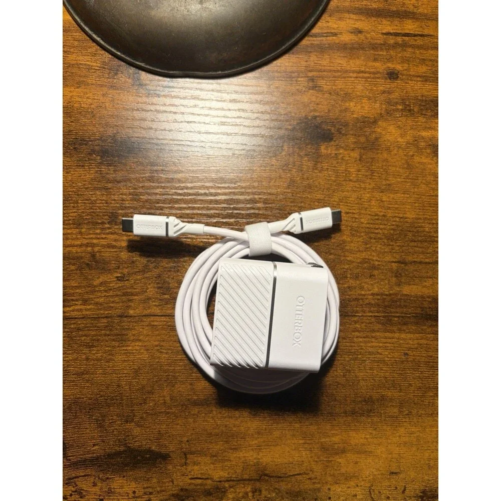 Otterbox Wall Charger Fast Charging 36W USB-C With USB-C Cable